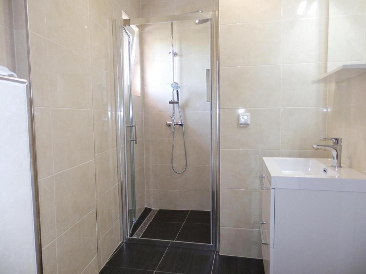 Idila Sea Front Apartments מדולין מראה חיצוני תמונה