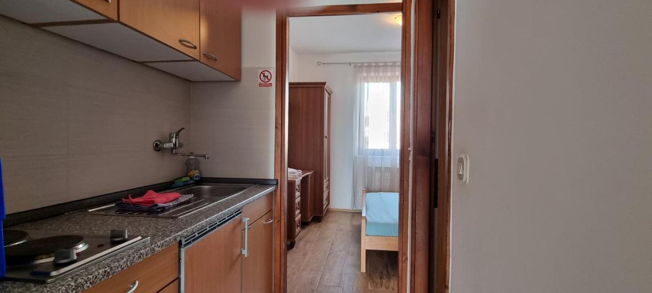 Idila Sea Front Apartments מדולין מראה חיצוני תמונה