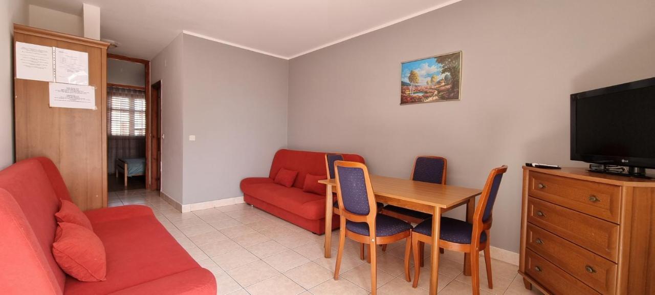 Idila Sea Front Apartments מדולין מראה חיצוני תמונה
